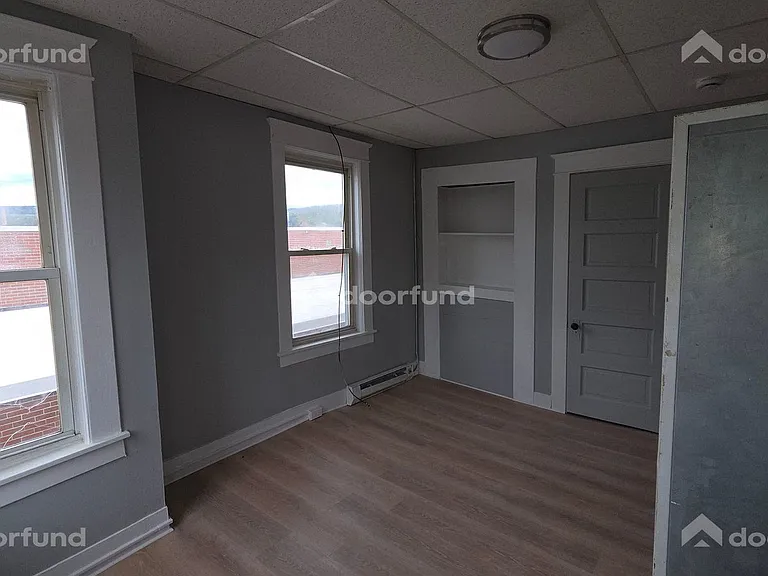224 Main St #4 — Photo 6