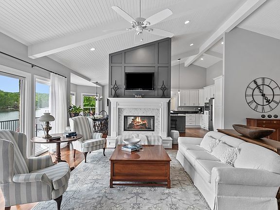 4th image of 150 Motthaven Dr