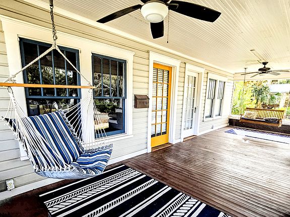 Front porch swing