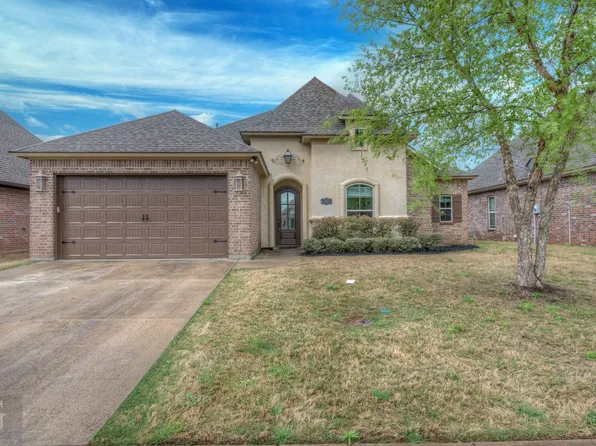 421 Remington Dr, Bossier City, LA 71111