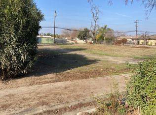 371 N Farmersville Blvd, Farmersville, CA 93223