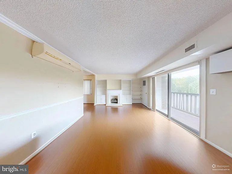 200 N Pickett St #207 — Photo 29