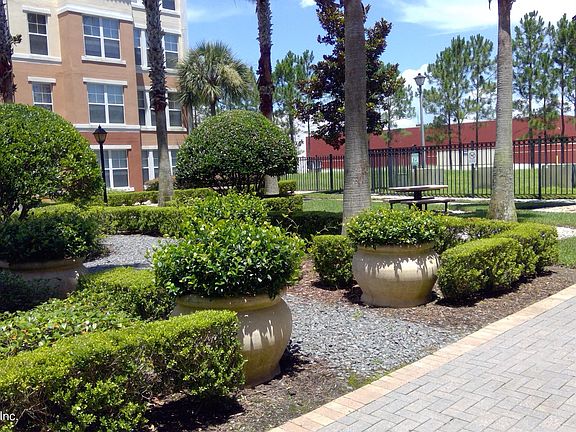 3rd image of 10435 MIDTOWN Parkway #156