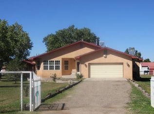 6 Blueberry Ln, Los Lunas, NM 87031