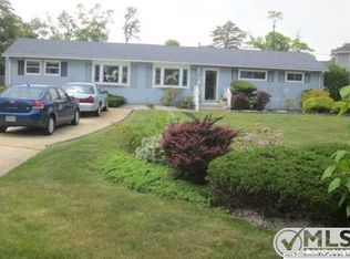 101 Elmwood Dr, Brick, NJ