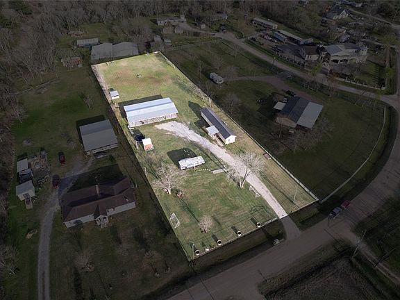 2nd image of 477 County Road 4902