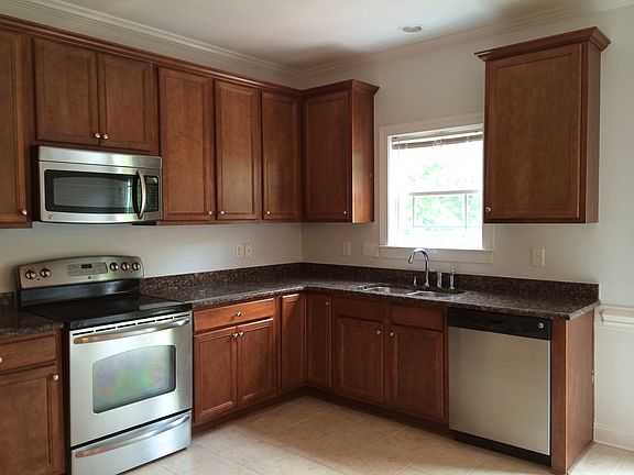 Window views deck/playset