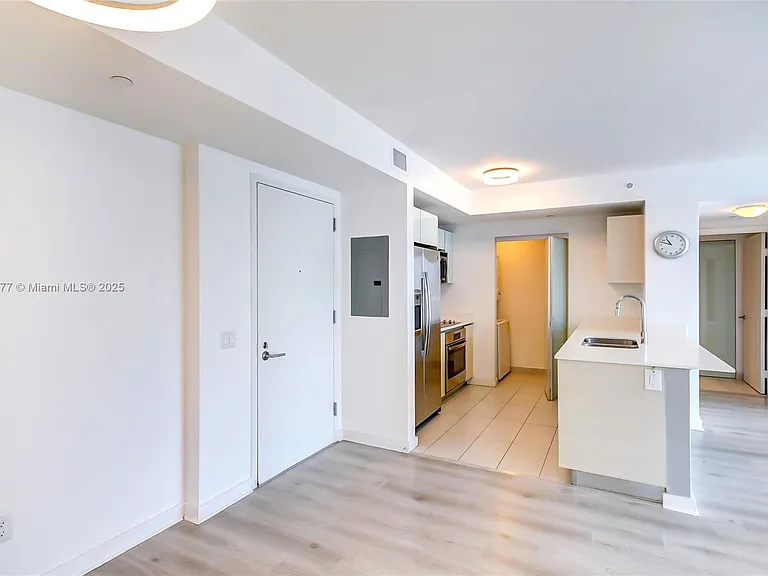 4250 Biscayne Blvd #918 — Photo 10