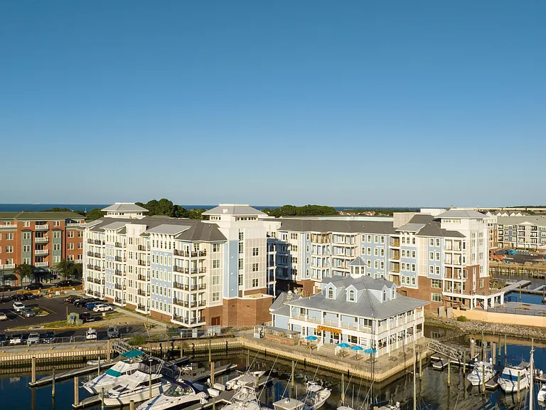 The Port at East Beach Apartments and Marina — Photo 29