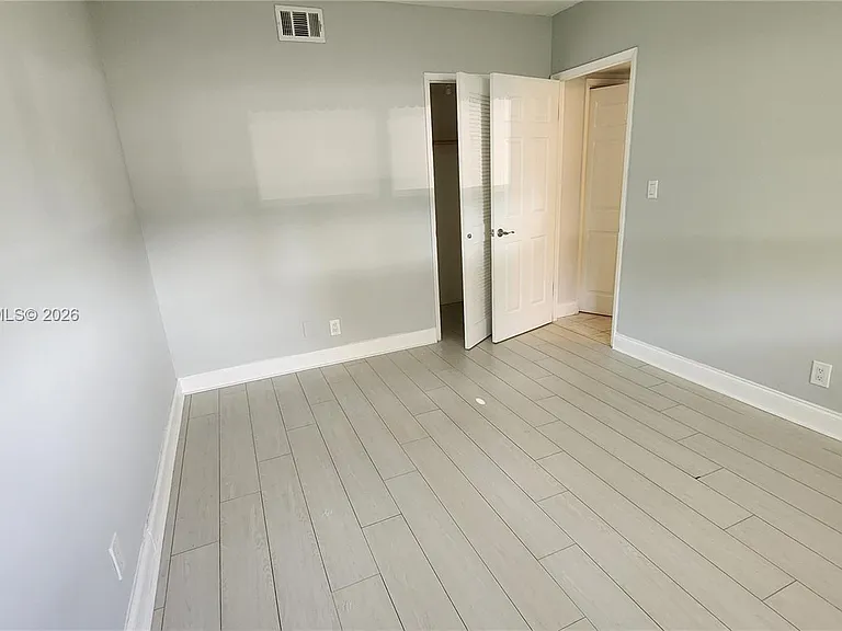 981 Hillcrest Ct #114 — Photo 19