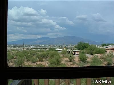 4th image of 5901 W Broom Tail Pl