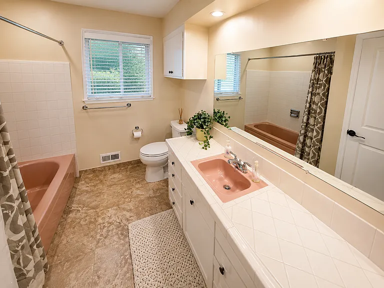 Blue Bell Ct — Photo 17