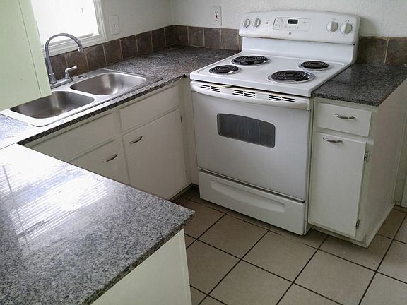 2nd image of 3301 Highland Ave