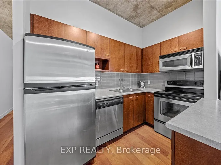 179 George St #603 — Photo 4