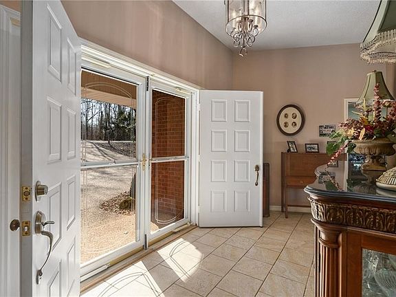 5th image of 97 Cullen Hills Dr