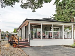 197 Dauphin Ave #8, Penticton, BC V2A3S3