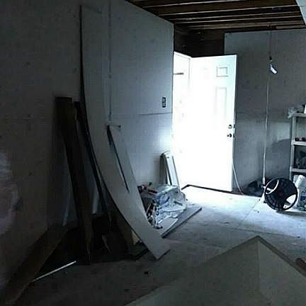 4th image of 9014 Peachtree St
