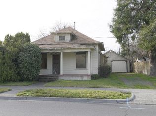 108 Mistletoe St, Medford, OR 97501