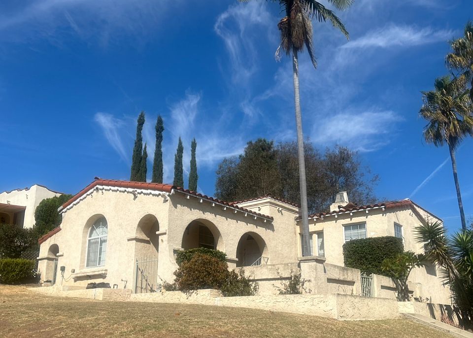 1st image of 4403 W 64th St
