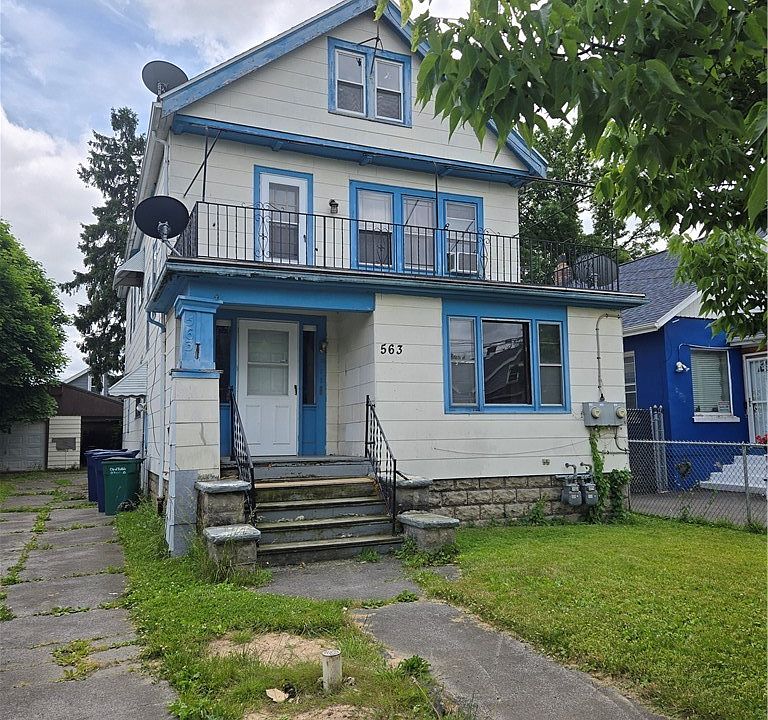 1st image of 563 Lasalle Ave