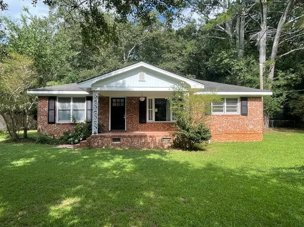 126 Pine Valley Rd, Bogart, GA 30622