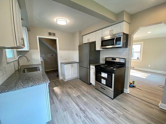 2nd image of 24360 Parklawn St