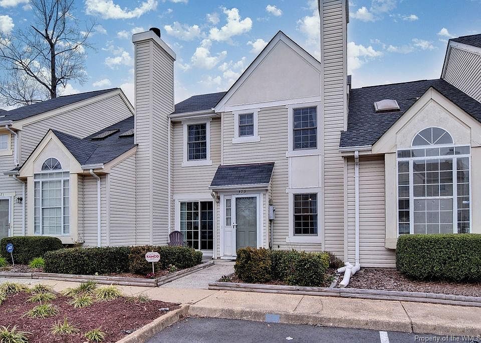 1st image of 373 Lees Mill Dr