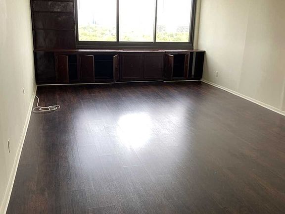 3rd image of 770 Anderson Ave APT 16G