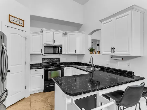 3661 E Rock Creek Rd #M9, Eagle Mountain, UT 84005