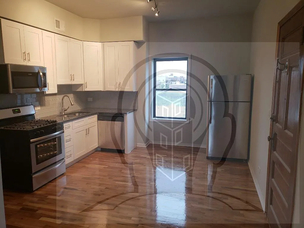 2 bed, 2.0 bath, $2,600 — Photo 4