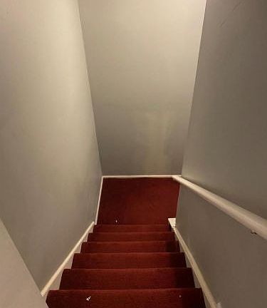 5th image of 47 Burgundy Dr