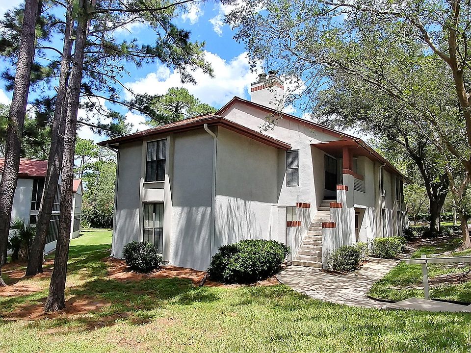 1st image of 902 Wood Hill Dr