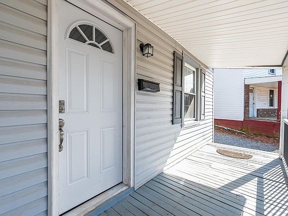 5th image of 2232 Otey St