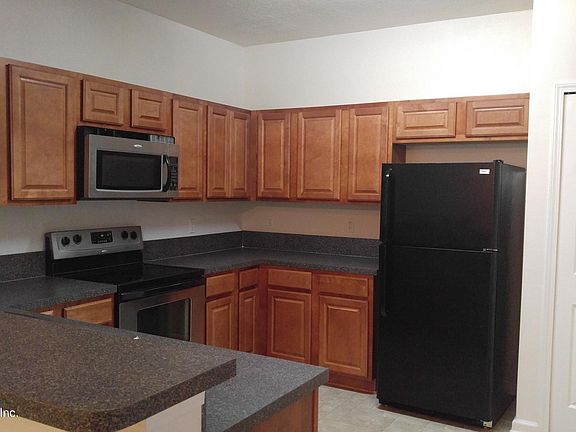 3rd image of 3670 KIRKPATRICK Circle #7