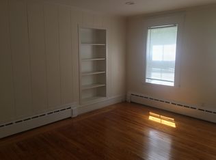 22 Sweetser St, Wakefield, MA 01880