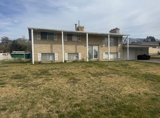 8629 S Vaquero Dr, Sandy, UT 84094