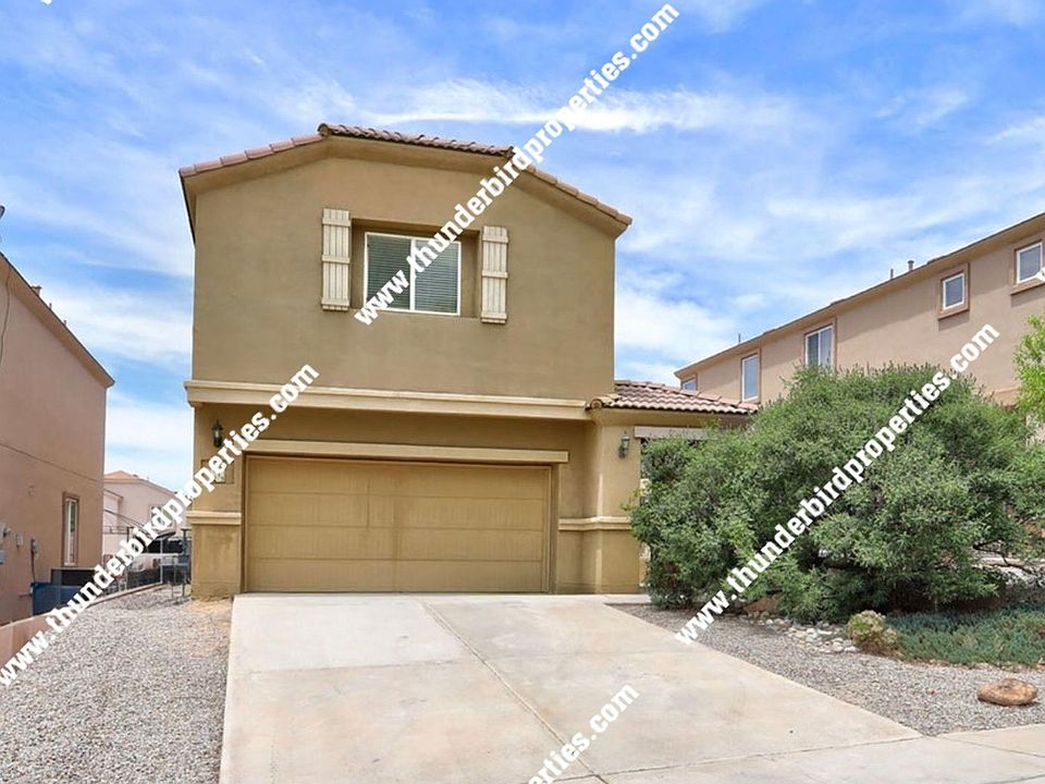 1st image of 2613 Violeta Cir SE