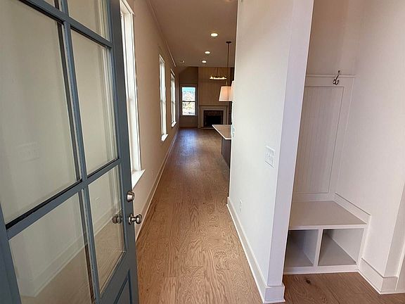 4th image of 337 Huntley Ridge Bnd
