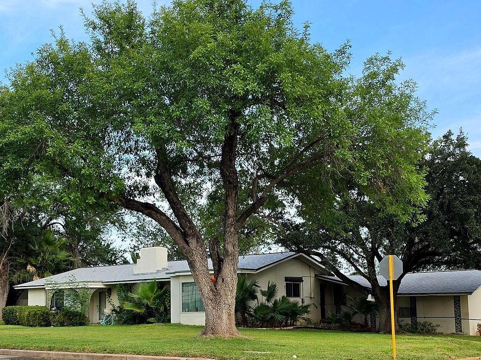1st image of 905 Tilden