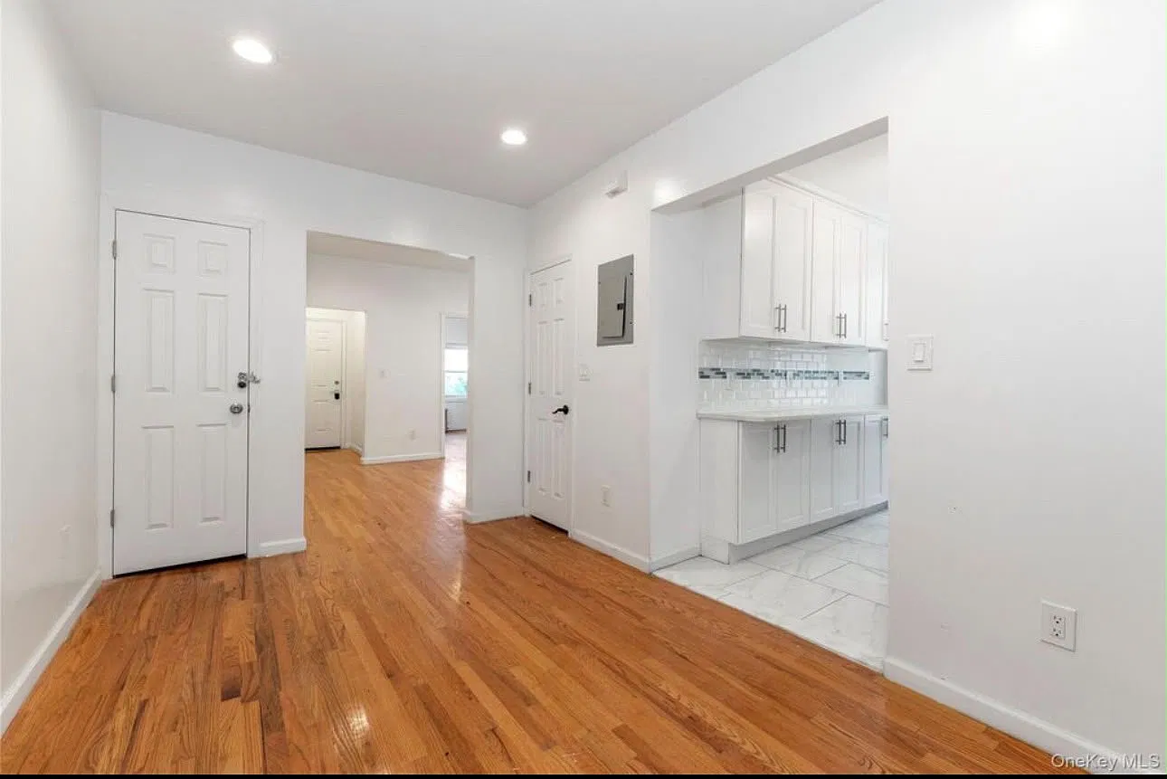 3321 Fish Ave — Photo 4