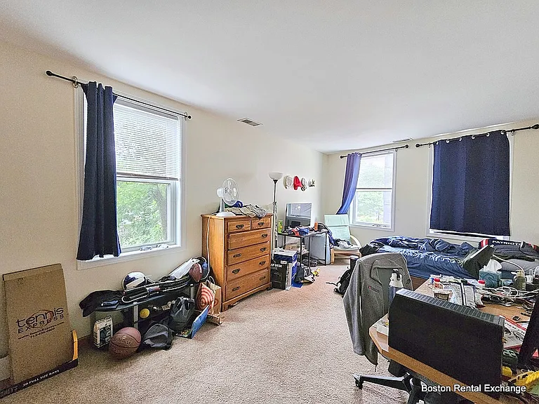 154 Cedar St #1-4 — Photo 7