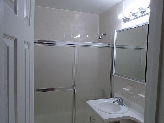 2nd image of 7615 113th St #1R
