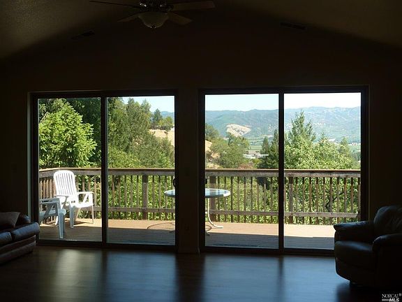3rd image of 685 Spanish Canyon Dr