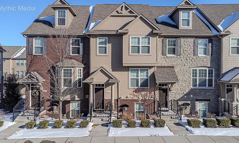 2662 Helmsdale Cir, Rochester Hills, MI 48307 | Zillow