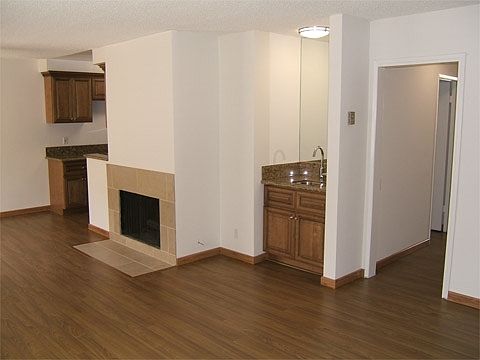 4th image of 1417 Amherst Ave APT 2