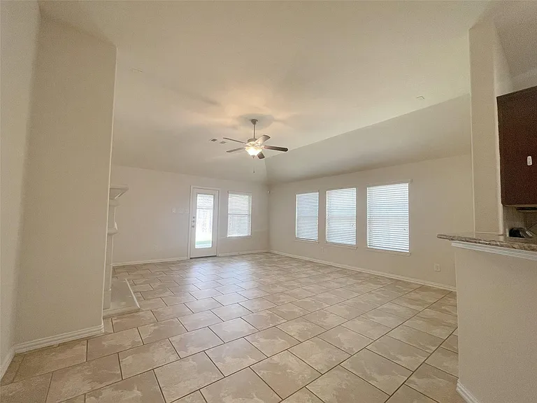 16702 White Hyacinth Ct — Photo 7