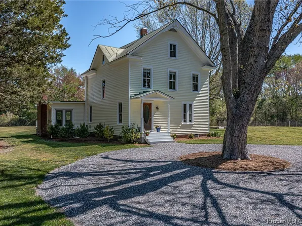 114 Majors Cove Rd, White Stone, VA 22578