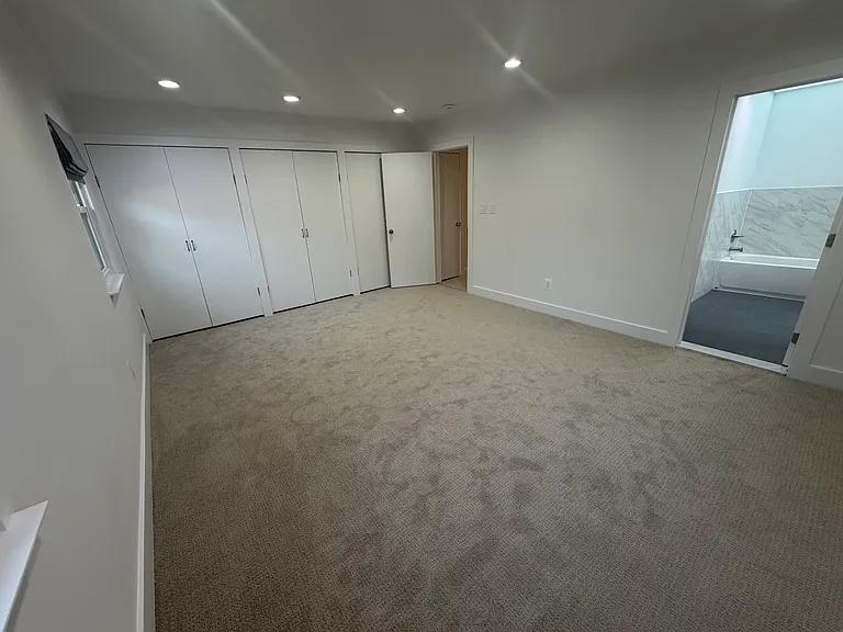 Aspen Dr W — Photo 2