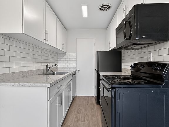 2nd image of 1330 12th Ave S #11545574
