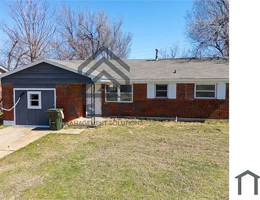 1216 McGregor Dr — Photo 4
